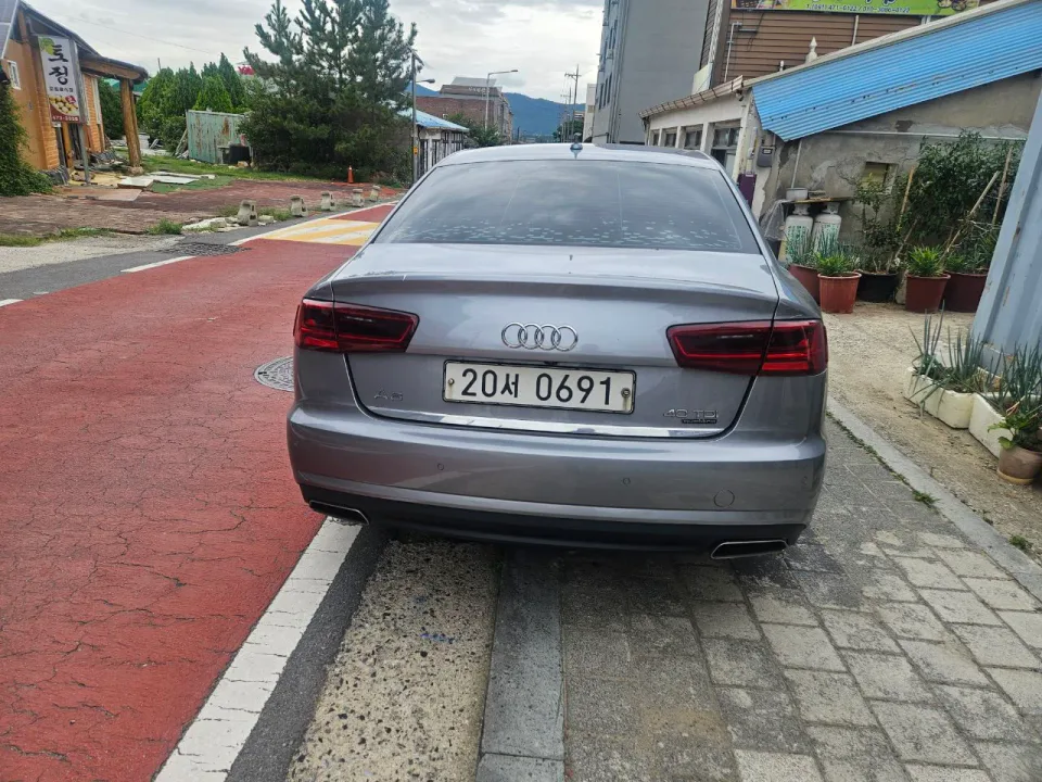 아우디 A6 40 TDI Quattro 차량 사진 3