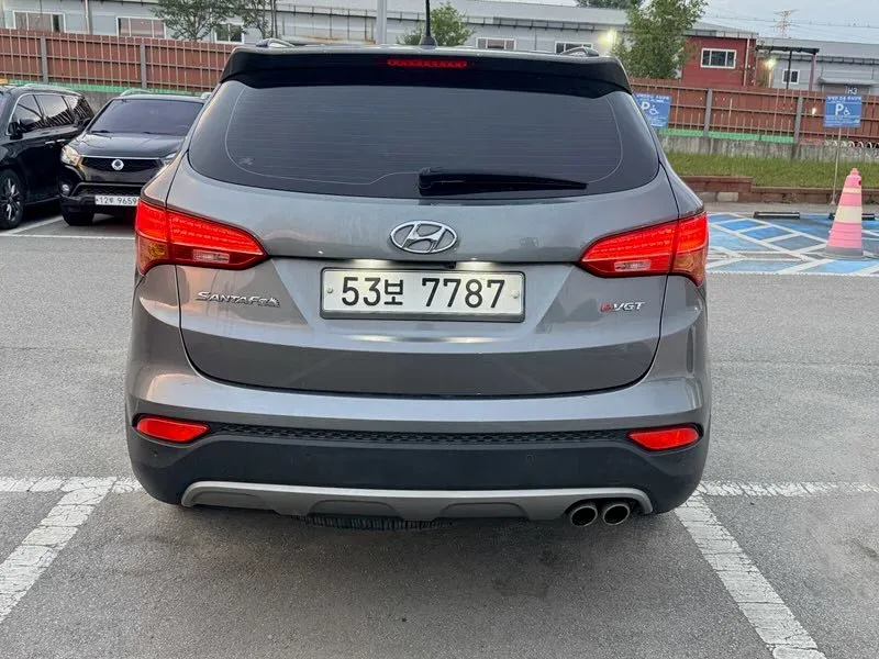 싼타페 2.0(2WD) 차량 사진 3