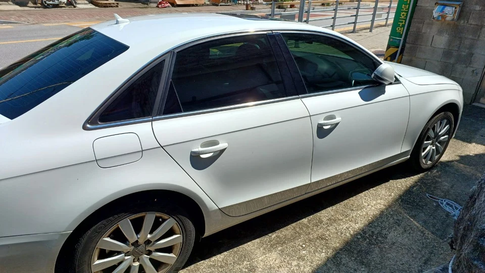 A4 2.0 TFSI Quattro 차량 사진 6