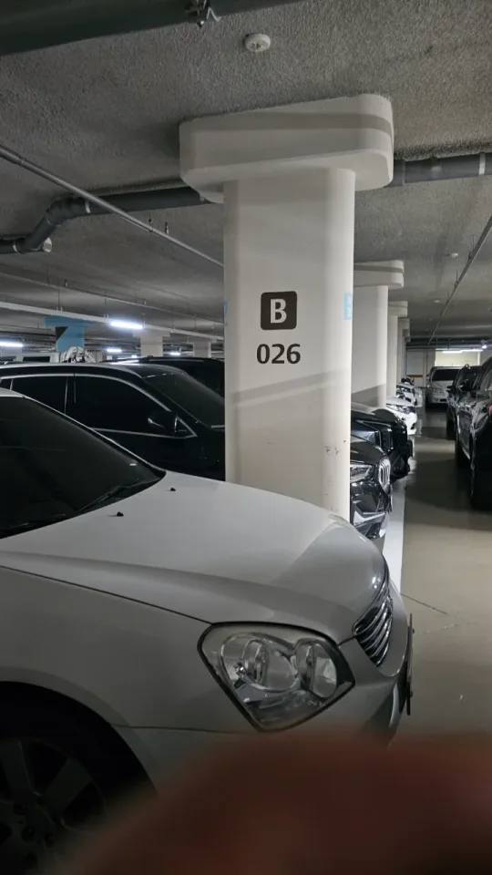 로체 2.0(LPG) 차량 사진 7