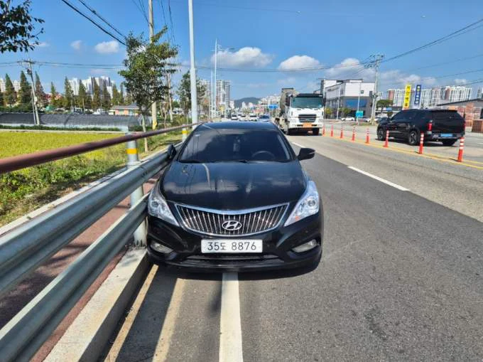 Vehicle 대표 사진