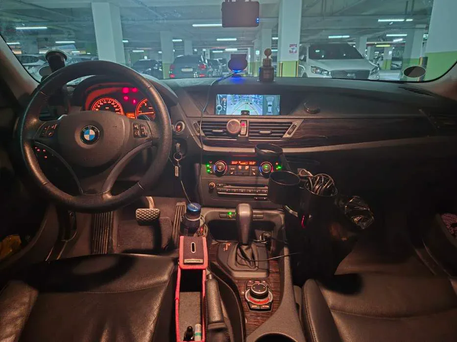 BMW X1 xDrive 23d 차량 사진 9
