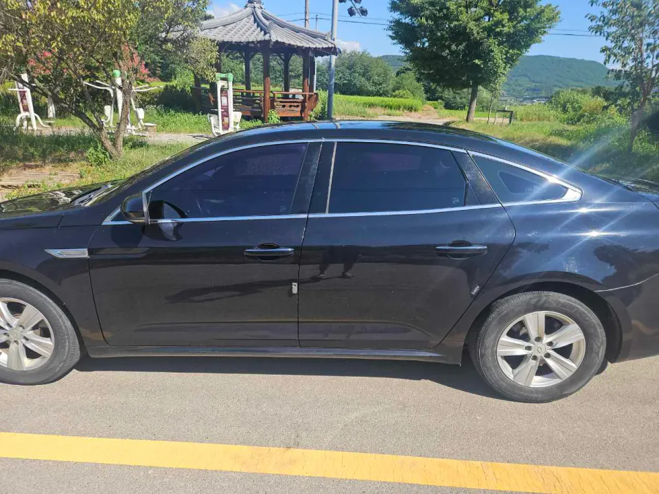 SM6 2.0 LPE(렌트카) 차량 사진 2