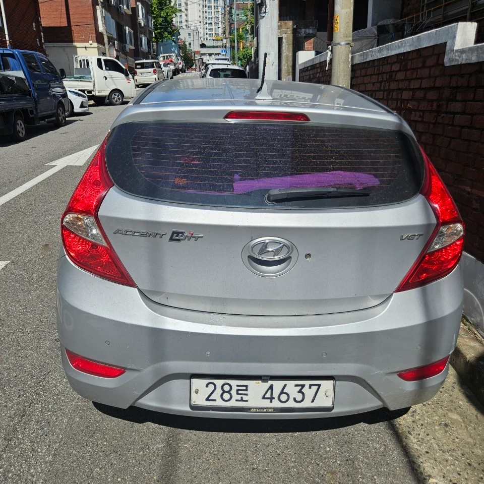 엑센트 1.6 디젤(VGT) 차량 사진 3