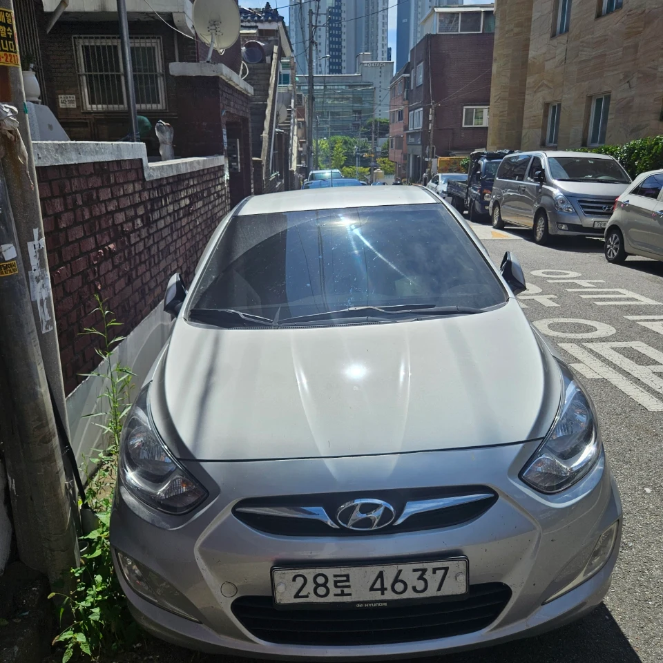 엑센트 1.6 디젤(VGT) 차량 사진 4