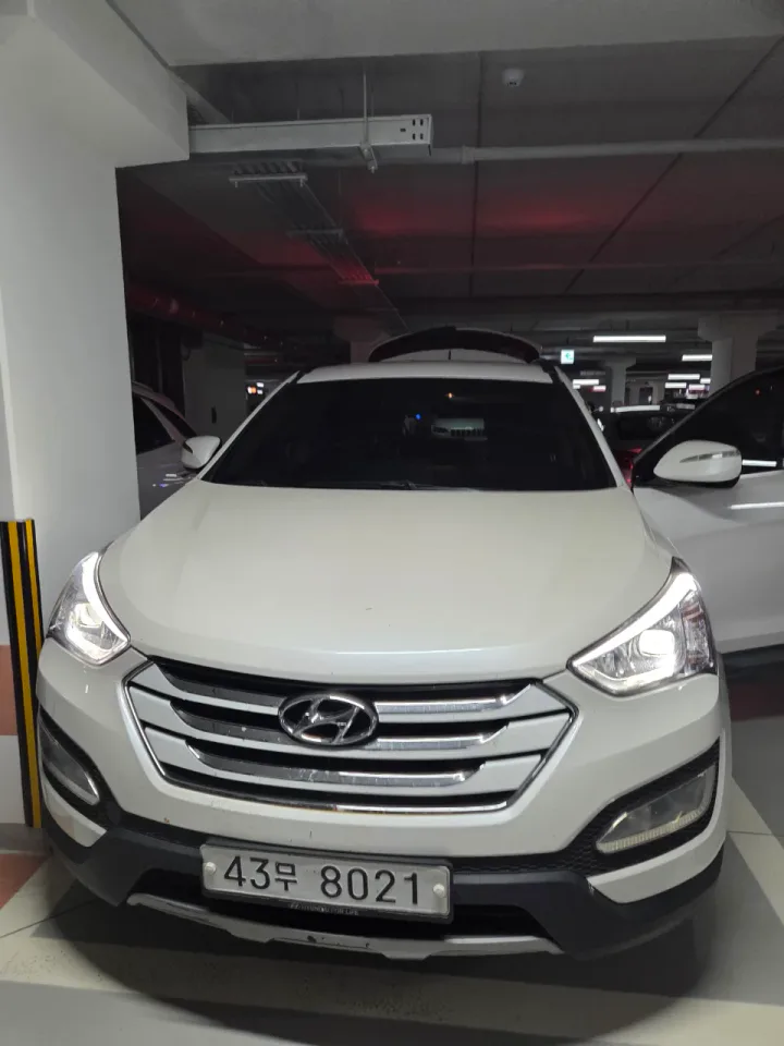 싼타페 2.0(2WD) 차량 사진 3
