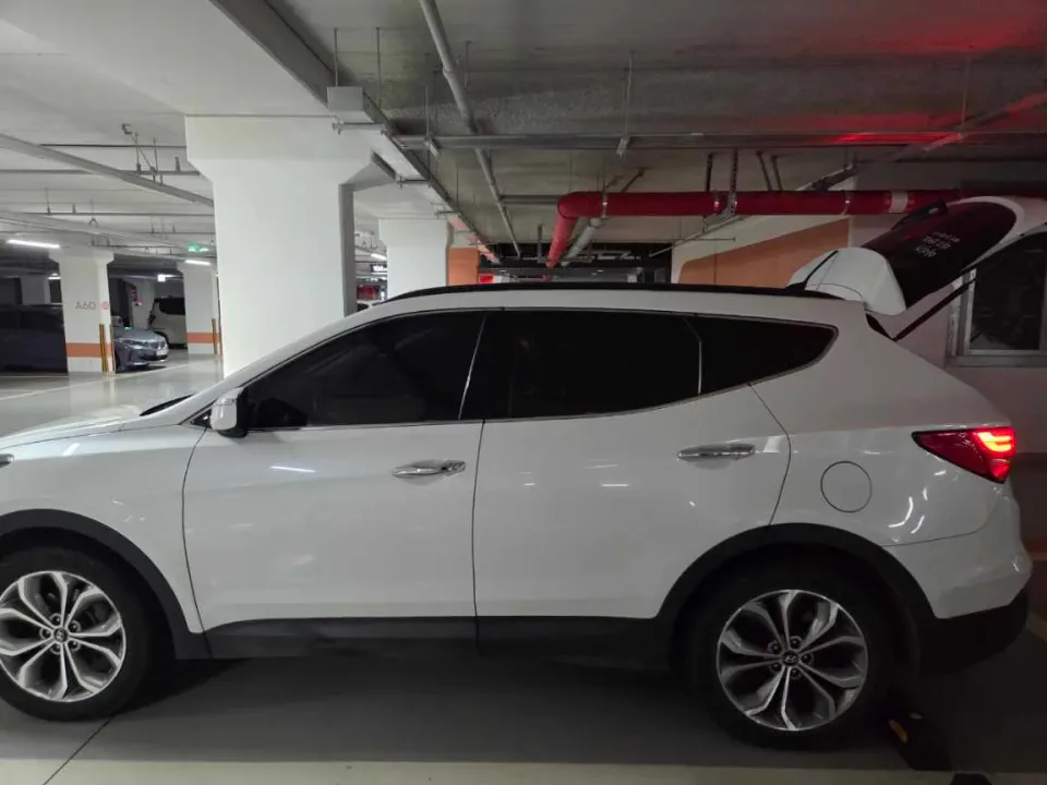 싼타페 2.0(2WD) 차량 사진 4