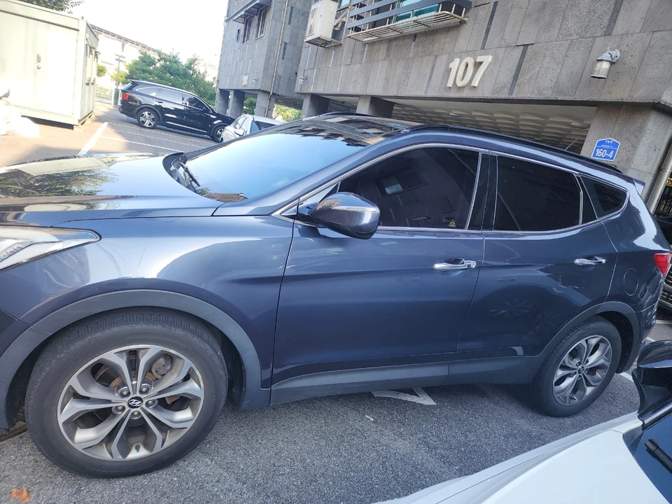 싼타페 2.0(2WD) 차량 사진 4