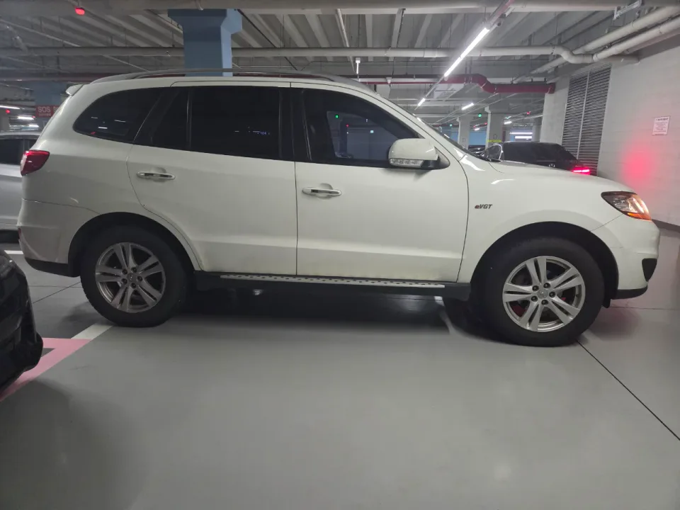 싼타페2.0VGT(2WD) 차량 사진 3