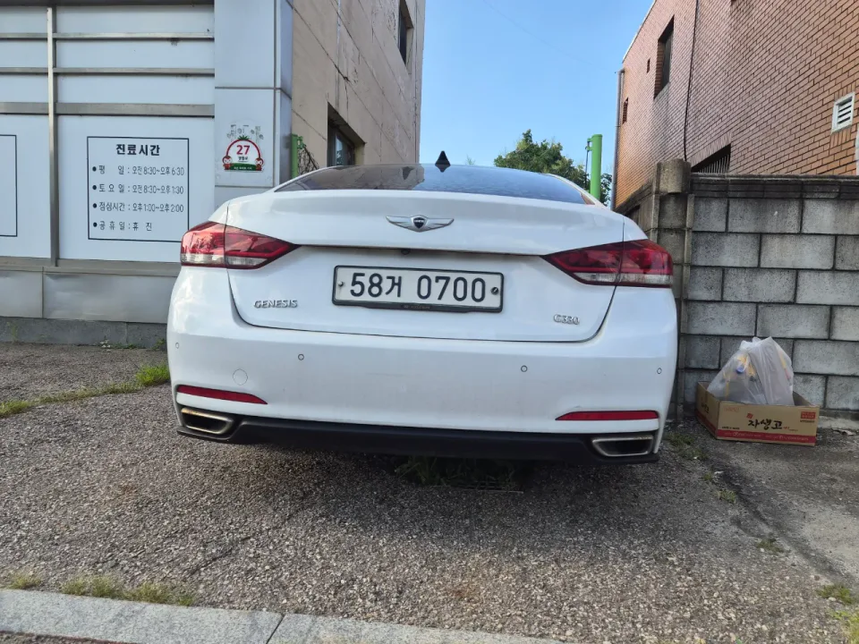 제네시스 330 차량 사진 3