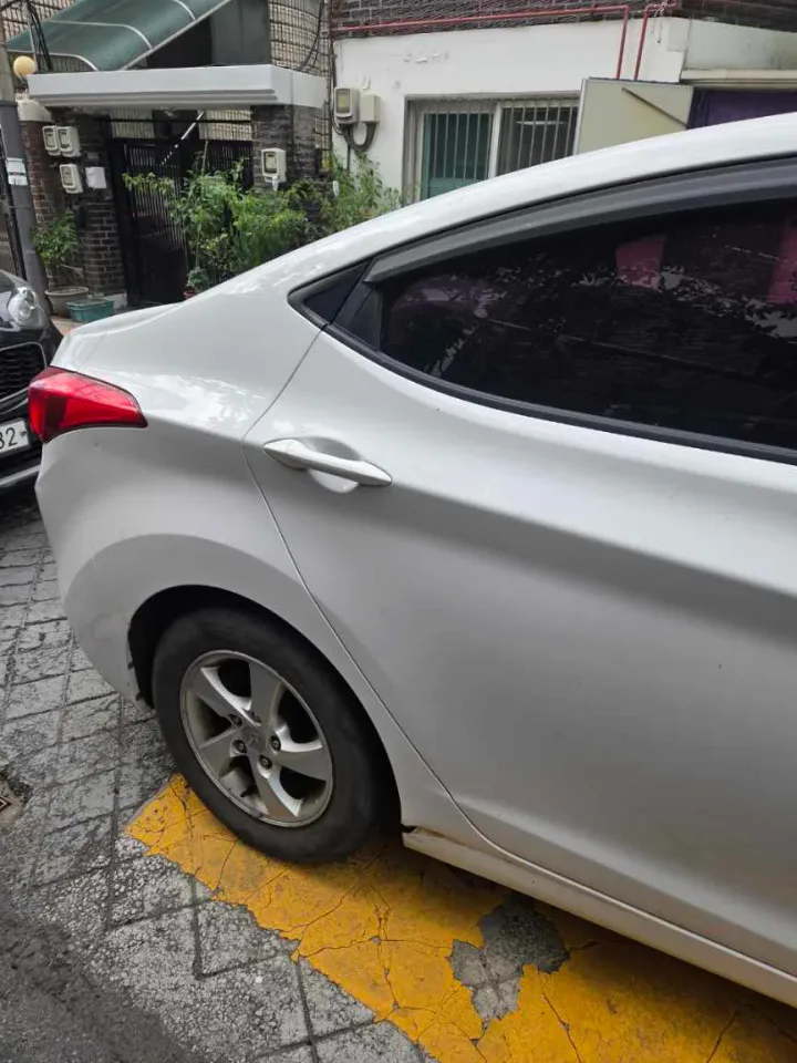 아반떼1.6GDi(MD) 차량 사진 6