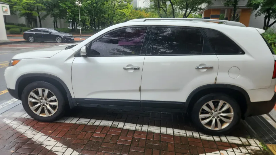 쏘렌토R2.0 차량 사진 4