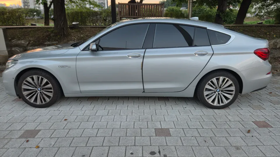 BMW 그란투리스모 GT ED Edition Luxury 차량 사진 4