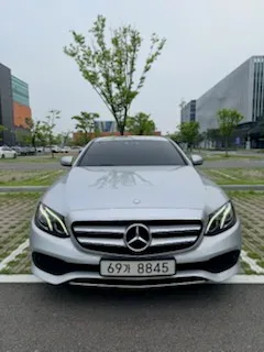 벤츠 E200 아방가르드 (1,991cc) 대표 사진