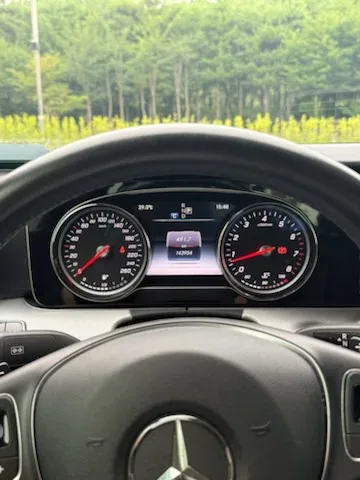 벤츠 E200 아방가르드 (1,991cc) 차량 사진 13