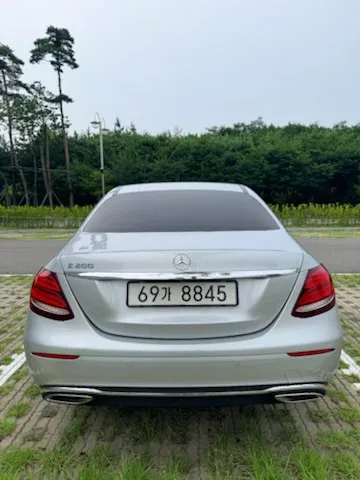 벤츠 E200 아방가르드 (1,991cc) 차량 사진 4